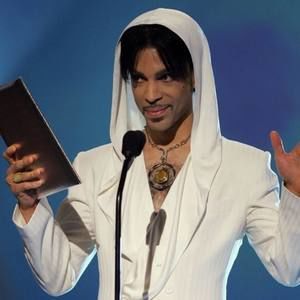 Meet your Posher, Cheliz